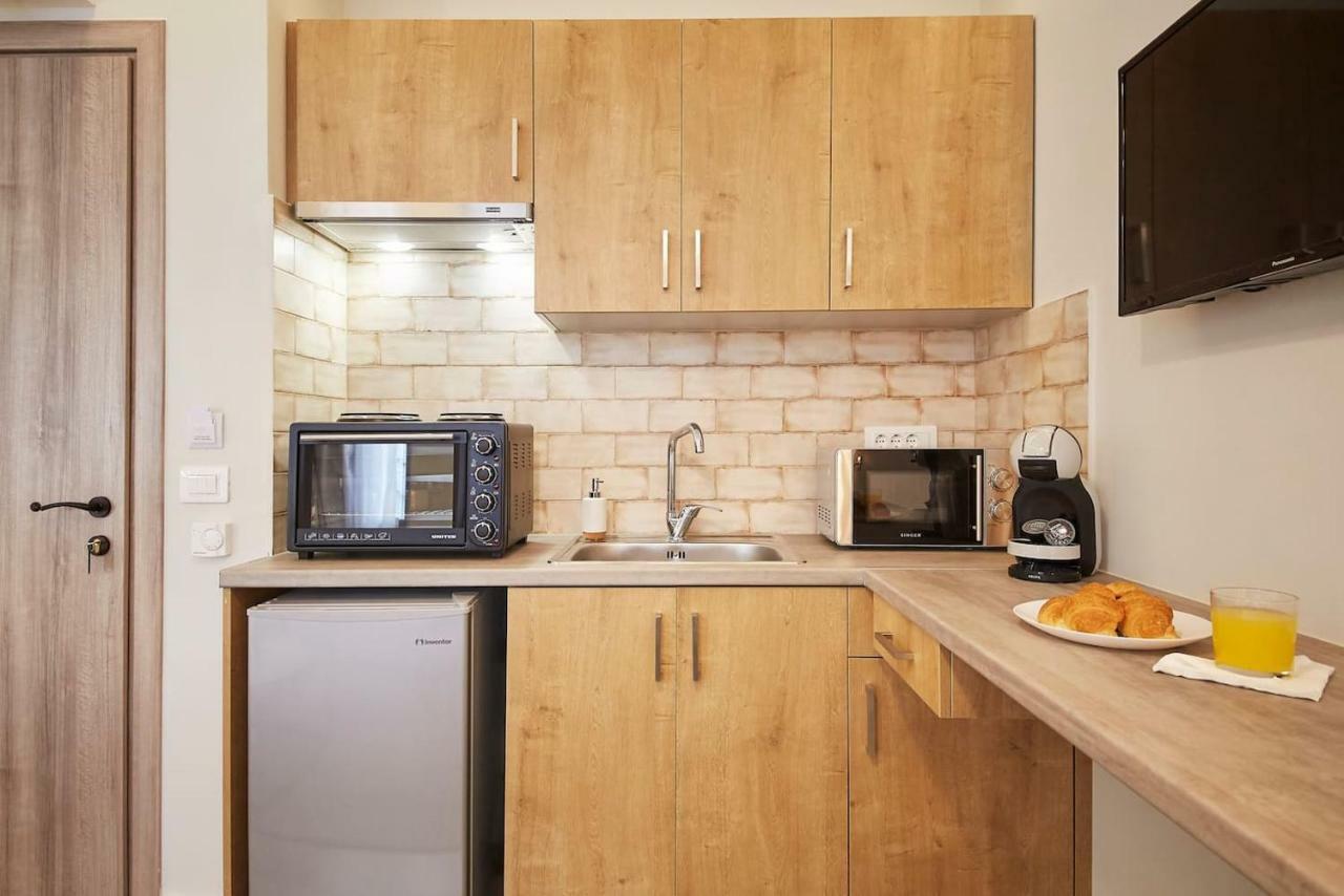 Stay In A Hip Decorated Studio Near Acropolis! أثينا المظهر الخارجي الصورة