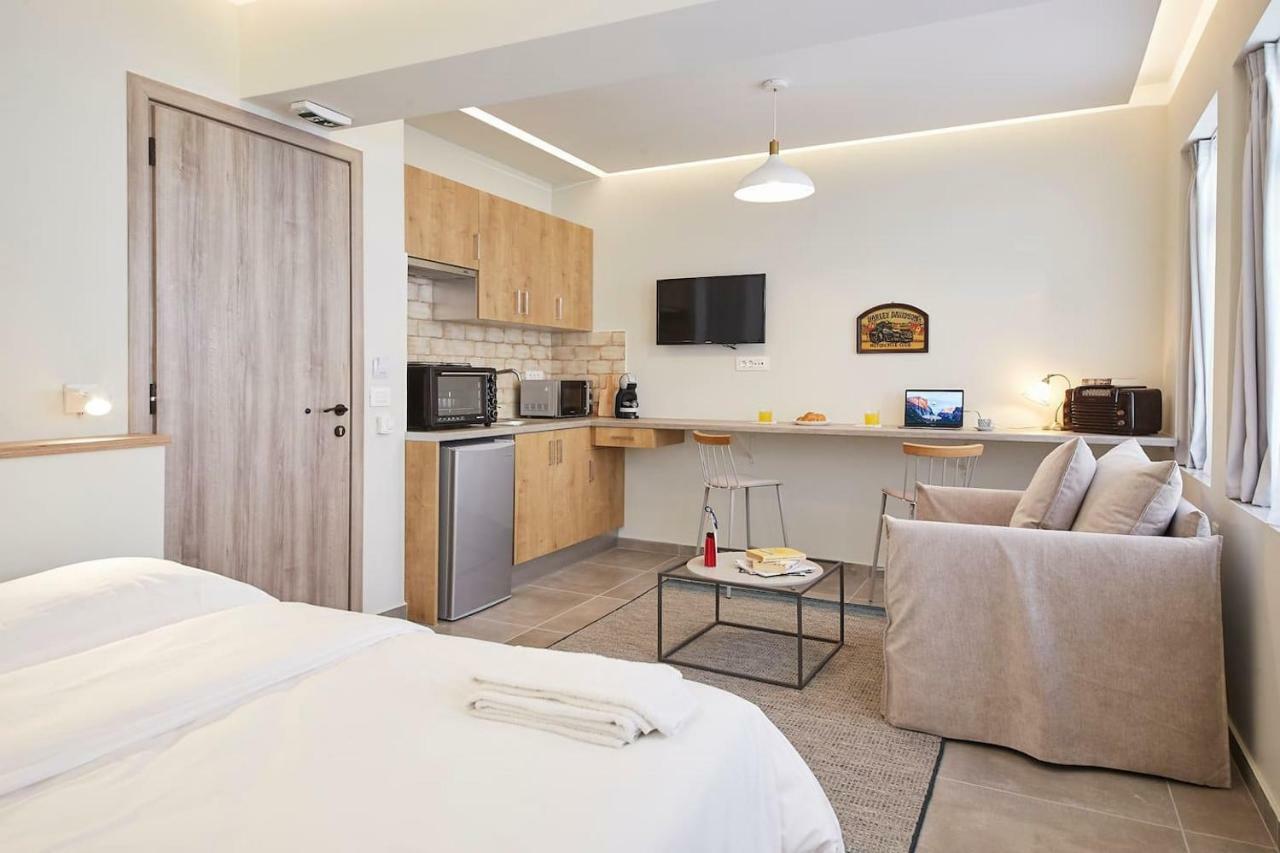 Stay In A Hip Decorated Studio Near Acropolis! أثينا المظهر الخارجي الصورة